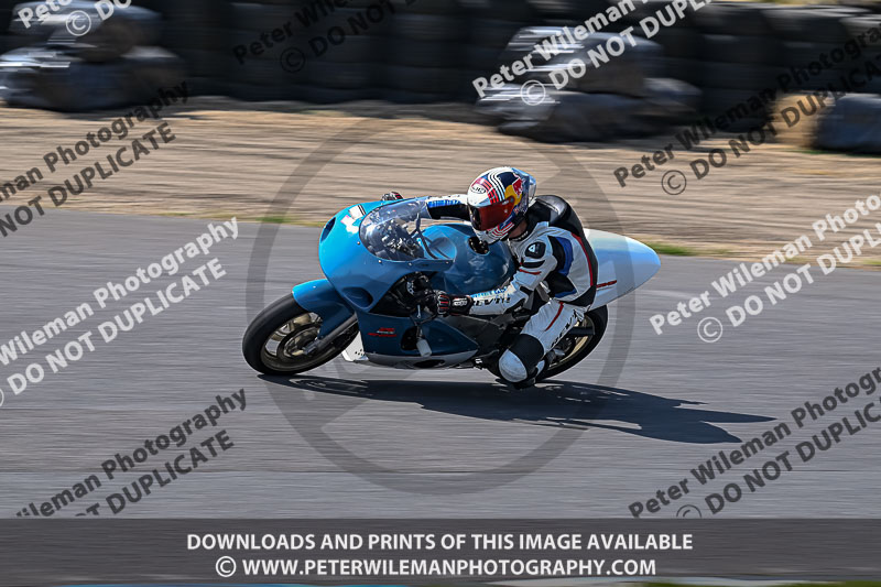 enduro digital images;event digital images;eventdigitalimages;lydden hill;lydden no limits trackday;lydden photographs;lydden trackday photographs;no limits trackdays;peter wileman photography;racing digital images;trackday digital images;trackday photos
